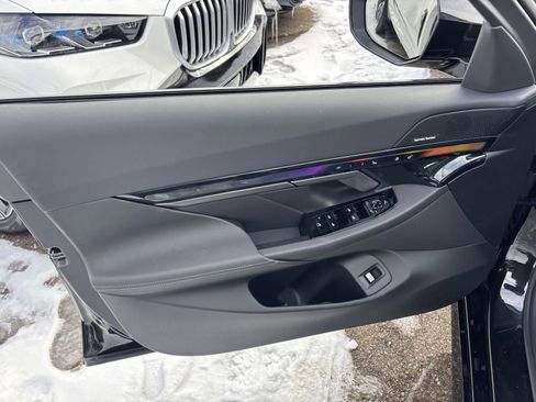 New 2026 BMW 540i xDrive w/ M Sport Package image 10