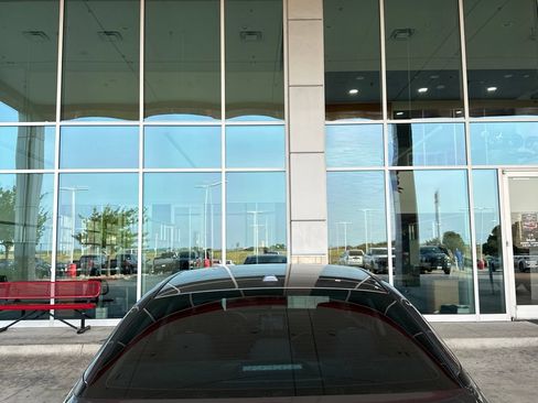 Used 2022 Nissan Altima 2.5 SV FWD image 10