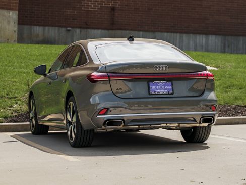 Used 2025 Audi A5 2.0T Premium Plus w/ Premium Plus image 5