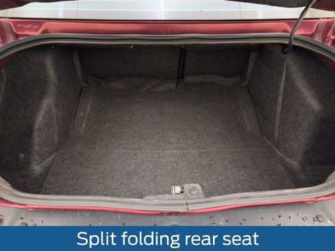 Used 2022 Dodge Challenger SXT image 37