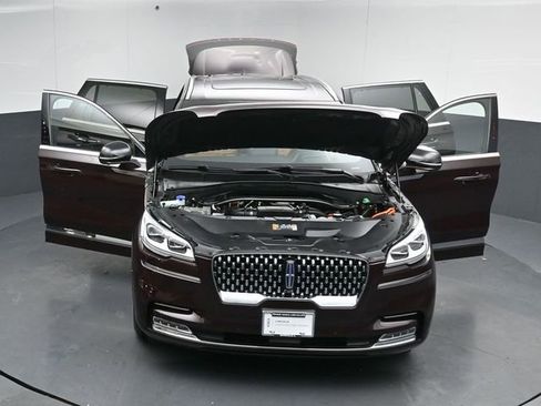 Certified 2023 Lincoln Aviator Black Label Grand Touring w/ Class IV Trailer Tow Package AWD/4WD image 58