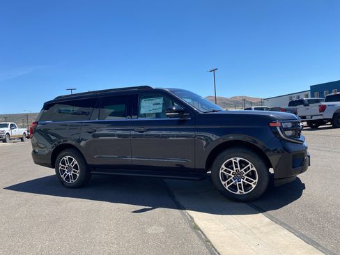 New 2025 Ford Expedition Max Active image 21