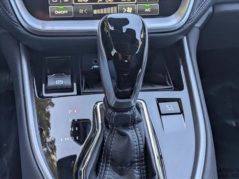 Certified 2023 Subaru Outback Touring image 12