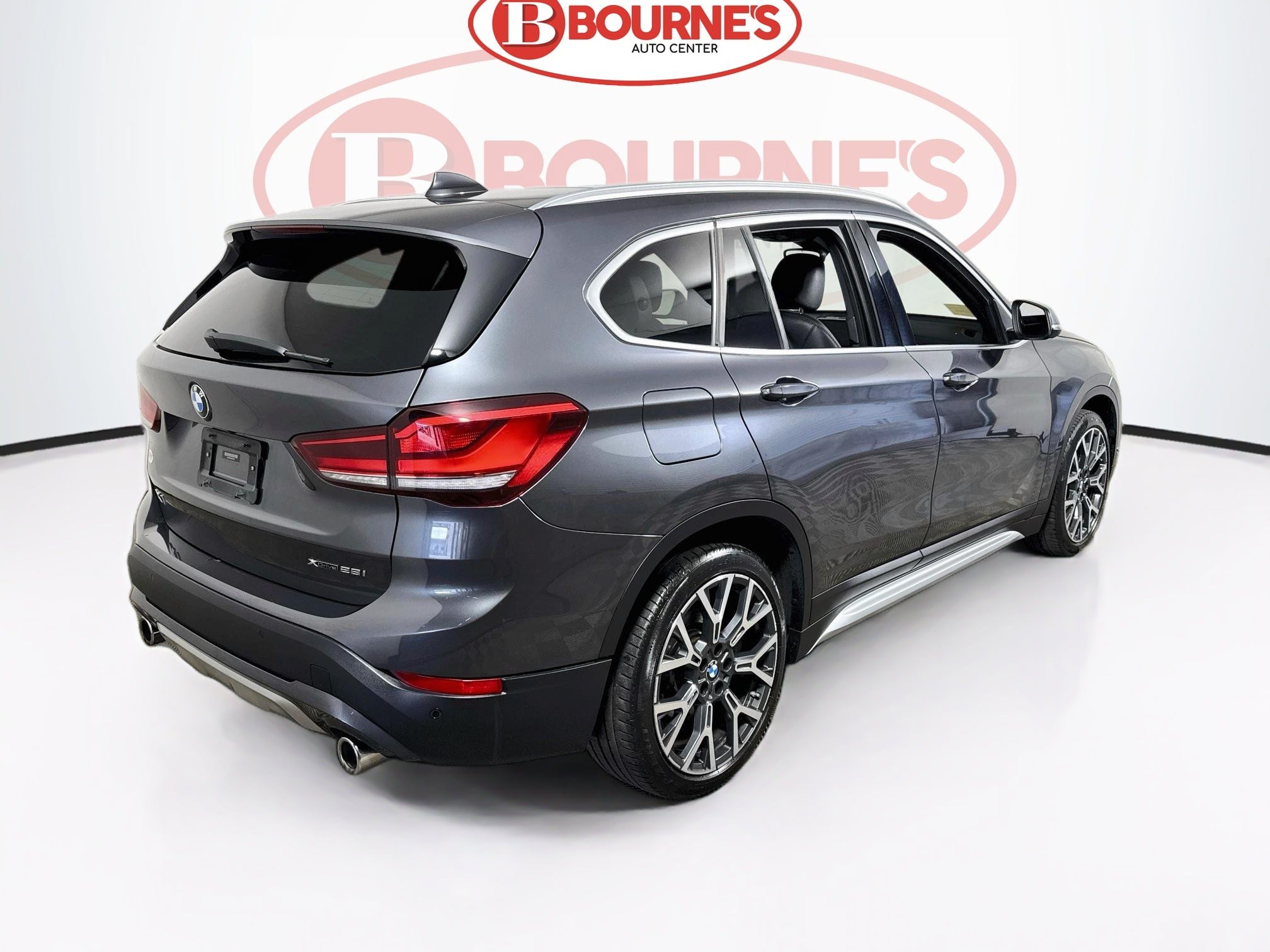 Used 2021 BMW X1 xDrive28i w/ Convenience Package AWD/4WD image 11