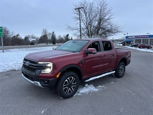 New 2025 Ford Ranger Lariat w/ FX4 Off-Road Package image 2
