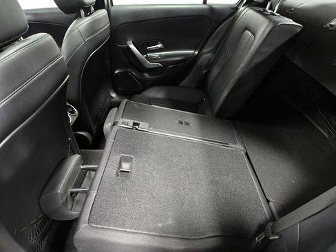 Used 2019 Mercedes-Benz A 220 4MATIC image 38