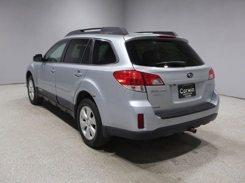 Used 2012 Subaru Outback 2.5i Premium AWD/4WD image 6