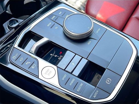 Used 2023 BMW 330e w/ Premium Package image 16