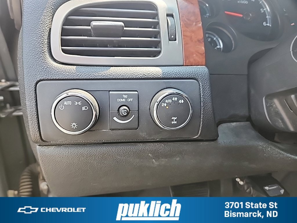 Used 2012 Chevrolet Suburban LS w/ Convenience Package 1 AWD/4WD image 14