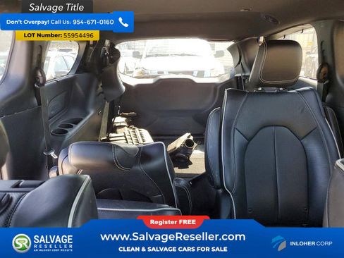Used 2020 Chrysler Pacifica Limited w/ Advanced Safetytec Group FWD image 13