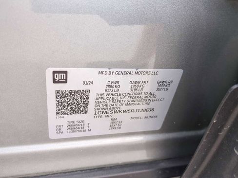 Used 2024 Chevrolet Traverse LT image 34