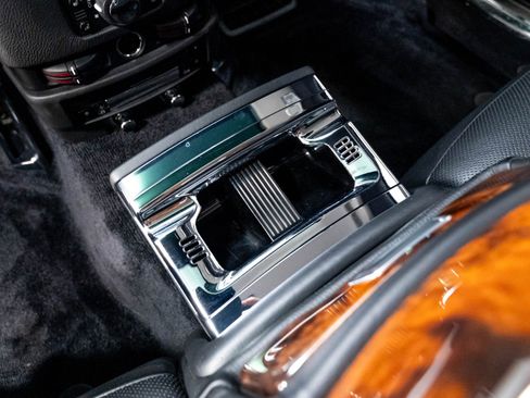 Used 2012 Rolls-Royce Ghost RWD image 38