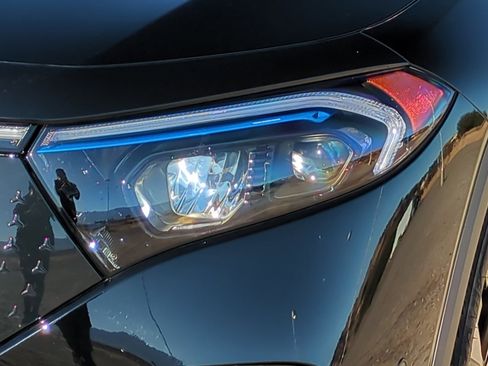 Used 2024 Mercedes-Benz EQB 250+ image 9