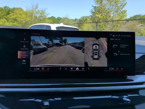 Certified 2024 BMW X5 xDrive40i w/ Premium Package image 18