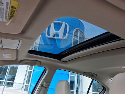 Used 2015 Honda Accord EX-L image 17