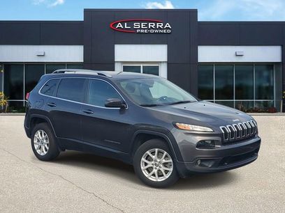 Used 2017 Jeep Cherokee Latitude w/ Cold Weather Group