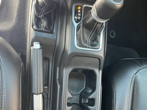 Used 2021 Jeep Wrangler Unlimited Sahara w/ Dual Top Group image 11