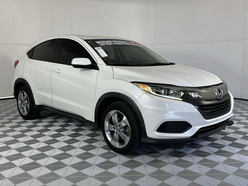 Used 2021 Honda HR-V LX image 2