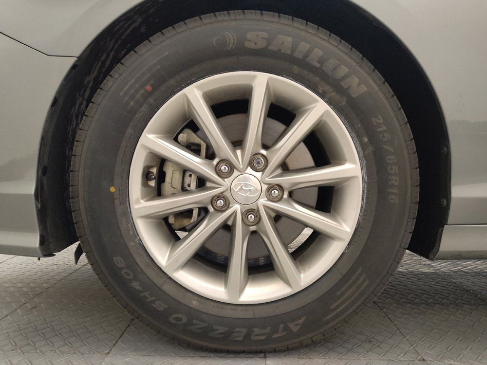 Used 2019 Hyundai Sonata SE FWD image 31