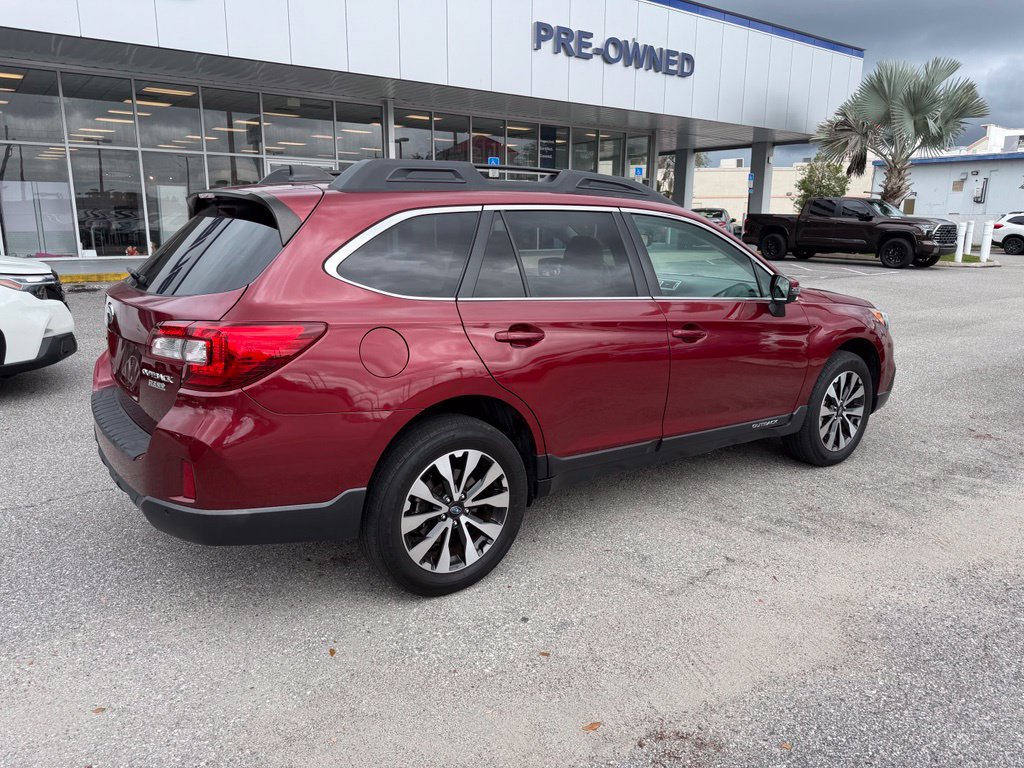 Used 2017 Subaru Outback 2.5i Limited AWD/4WD image 3