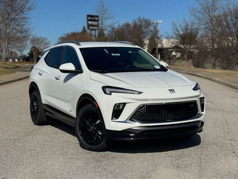 New 2026 Buick Encore GX Sport Touring image 2