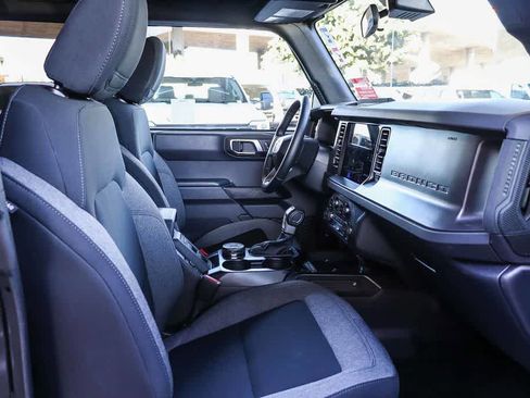 Used 2025 Ford Bronco Big Bend image 17