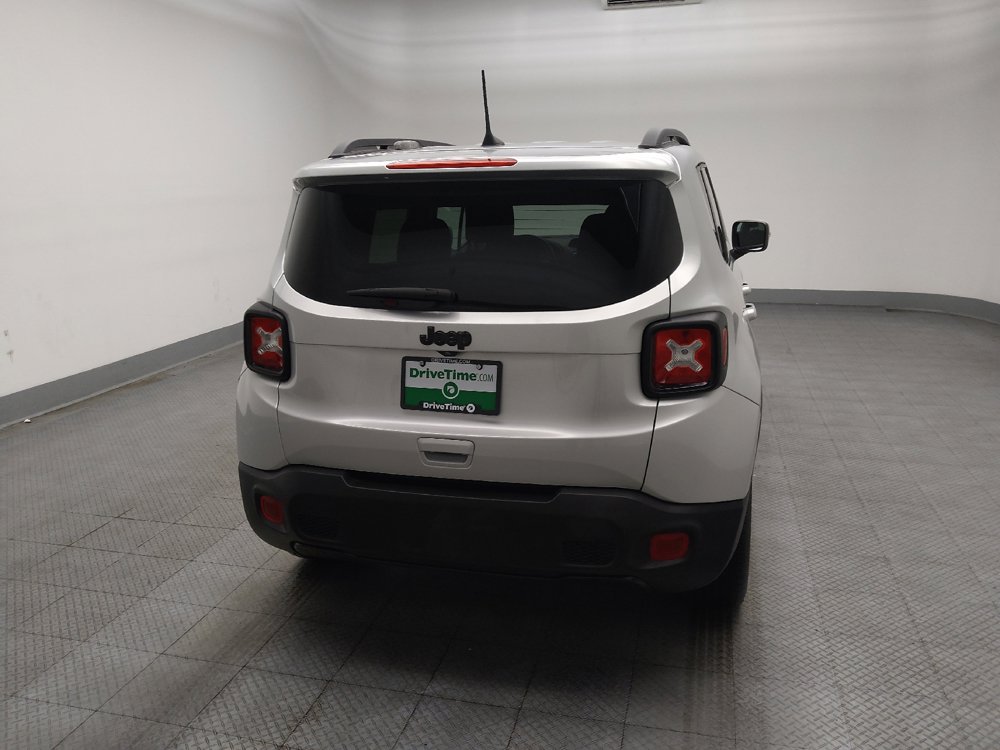 Used 2020 Jeep Renegade Altitude FWD image 7