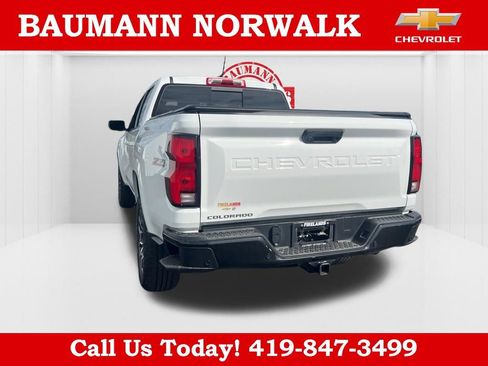 Used 2023 Chevrolet Colorado Z71 w/ Z71 Convenience Package 2 AWD/4WD image 10