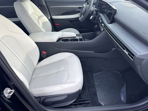 New 2026 Hyundai Sonata SEL image 13