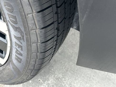 Certified 2024 Kia Telluride SX w/ Towing Package FWD image 14