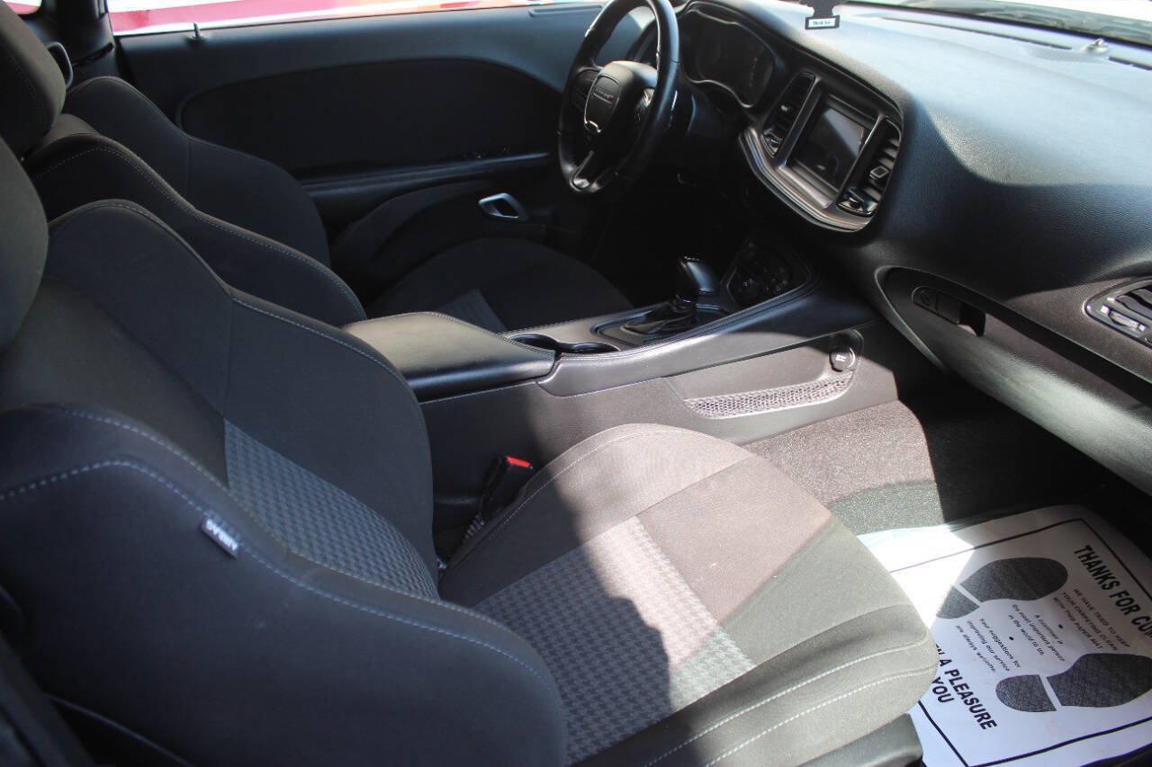 Used 2023 Dodge Challenger R/T w/ Blacktop Package RWD image 9