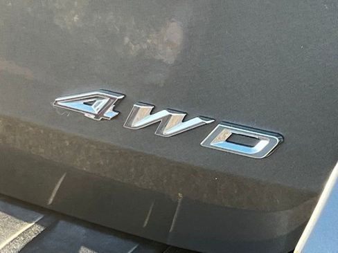 Used 2023 Ford Explorer XLT w/ Equipment Group 202A image 34