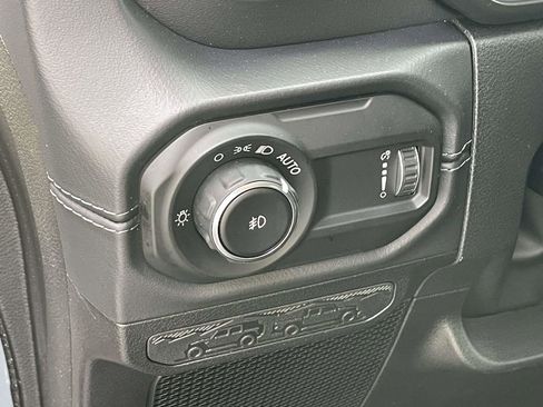 New 2026 Jeep Wrangler Unlimited Sahara AWD/4WD image 28