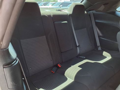 Used 2020 Dodge Challenger SXT RWD image 13