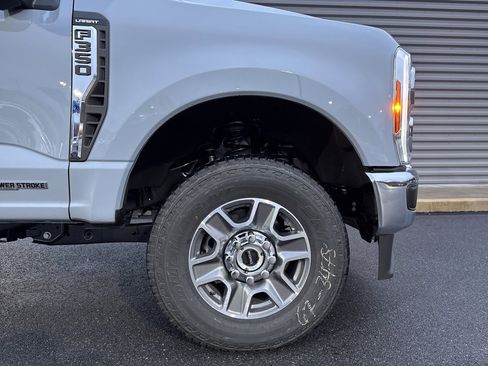New 2026 Ford F350 Lariat image 17