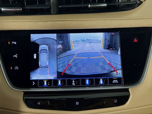 Used 2020 Cadillac XT5 Premium Luxury w/ Platinum Package AWD/4WD image 14
