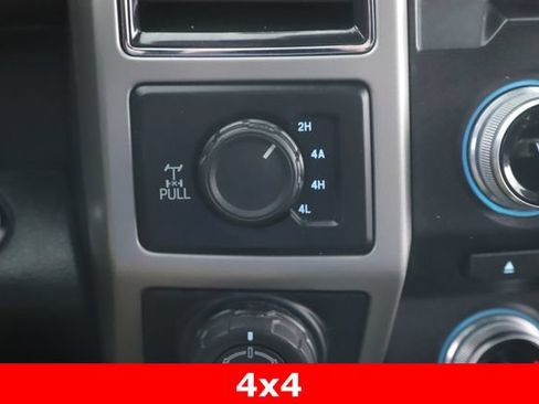 Used 2017 Ford F150 Lariat w/ Equipment Group 502A Luxury AWD/4WD image 25