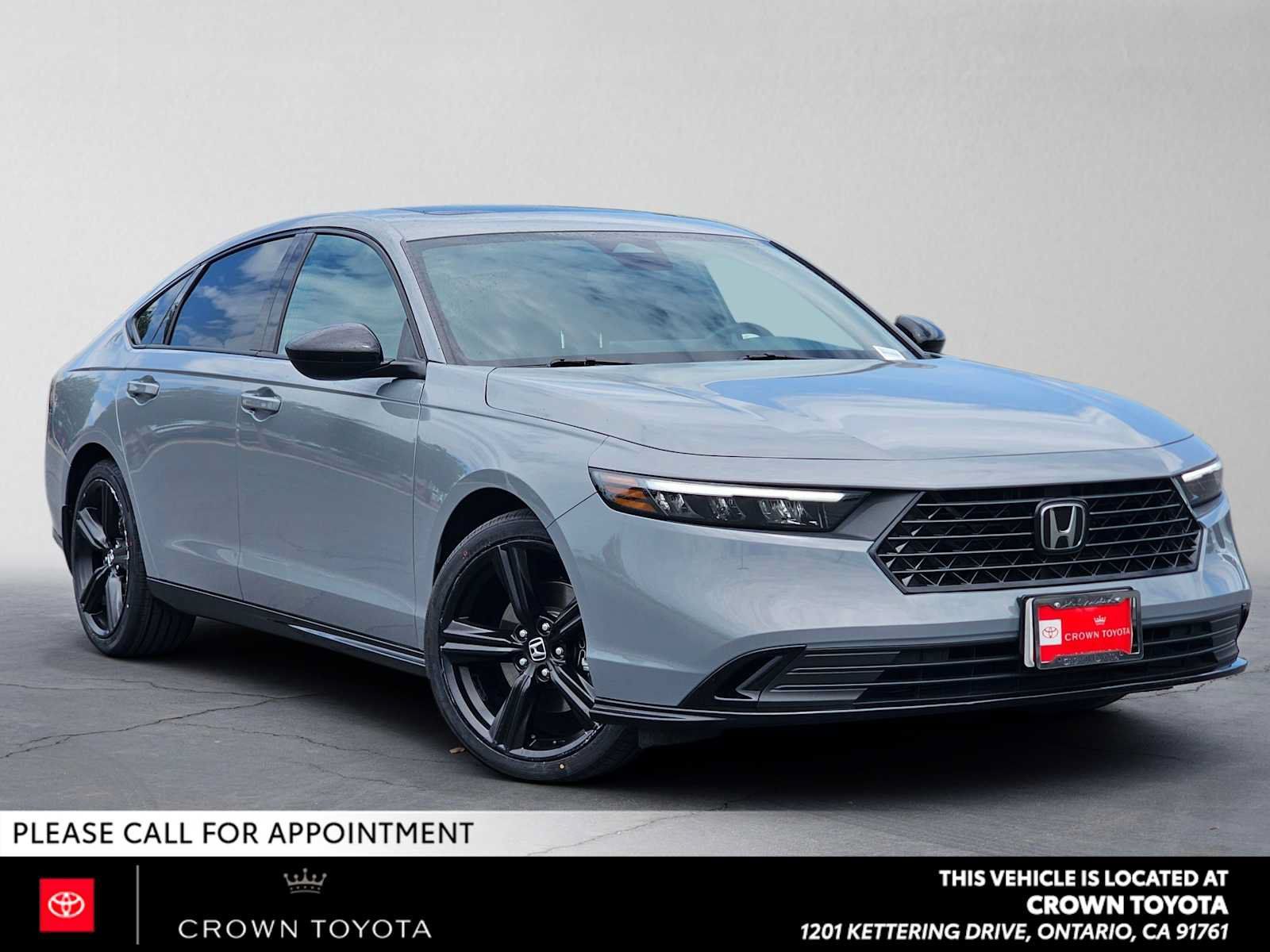Used 2025 Honda Accord Sport image 1