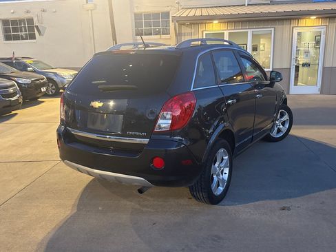 Used 2015 Chevrolet Captiva Sport LT w/ Convenience Package FWD image 4