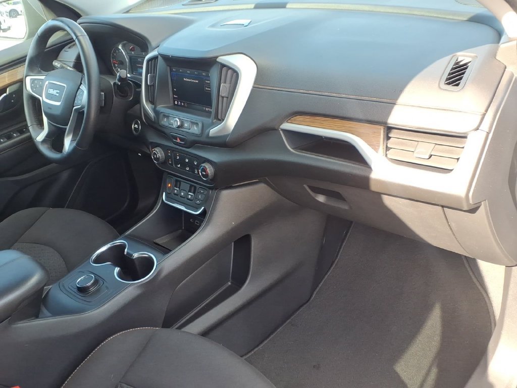 Used 2020 GMC Terrain SLE FWD image 11