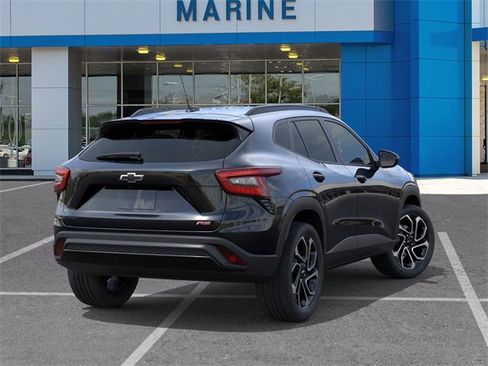 New 2026 Chevrolet Trax RS w/ Sunroof Package image 4