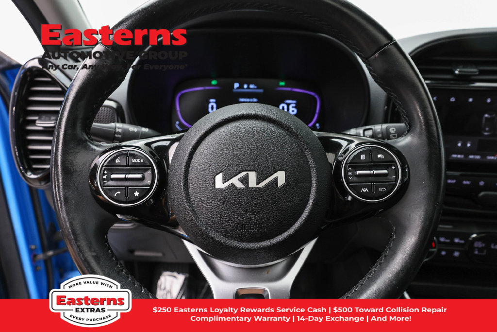 Used 2023 Kia Soul EX FWD image 11