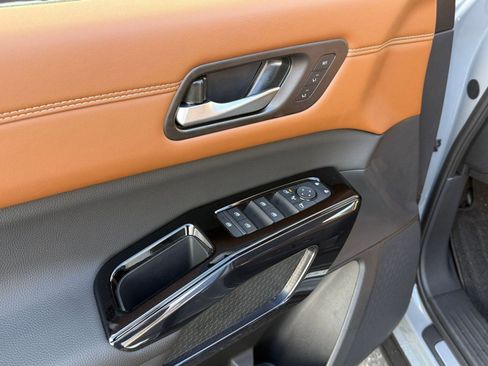 New 2026 Nissan Pathfinder Platinum image 21