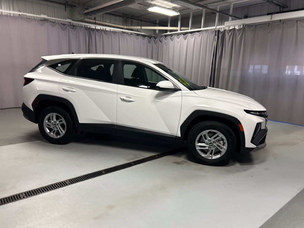 Used 2026 Hyundai Tucson SE AWD/4WD image 8