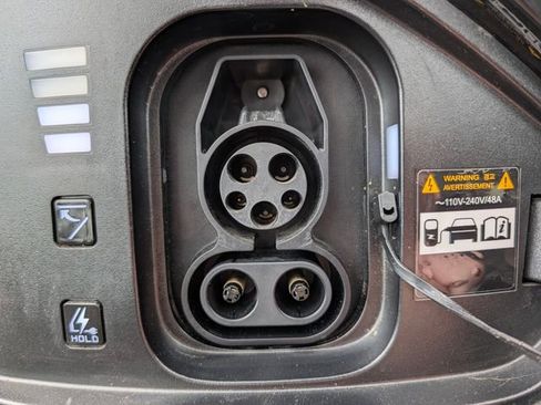 Used 2024 Kia EV6 Wind w/ Wind Technology Package AWD/4WD image 11