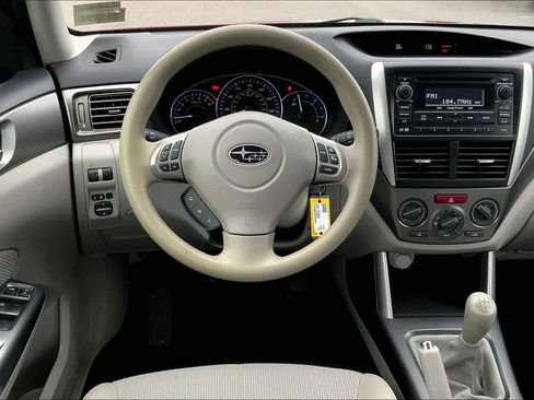 Used 2013 Subaru Forester 2.5X image 5