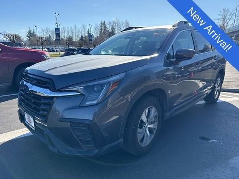 Used 2024 Subaru Ascent Premium w/ Convenience Package image 3