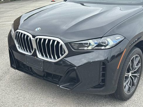 Used 2025 BMW X6 xDrive40i w/ Climate Comfort Package AWD/4WD image 10