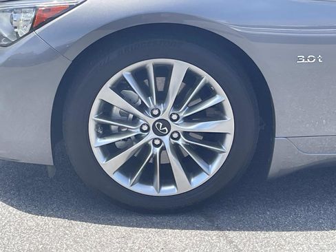 Used 2020 INFINITI Q50 Luxe w/ Essential Package (3.0T Luxe) image 7