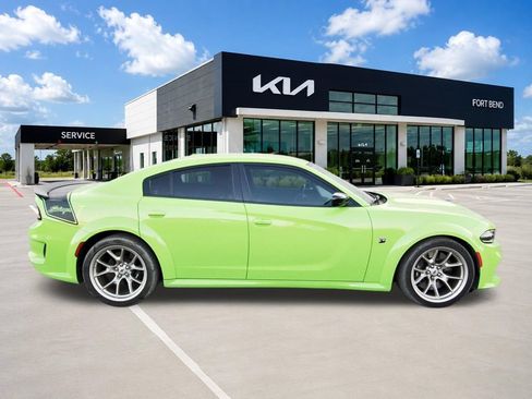 Used 2023 Dodge Charger Scat Pack RWD image 4